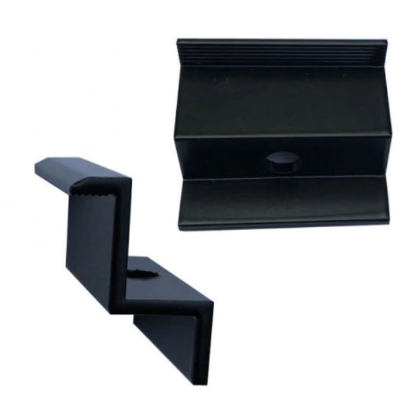 Schwarze Endklemme 30mm
